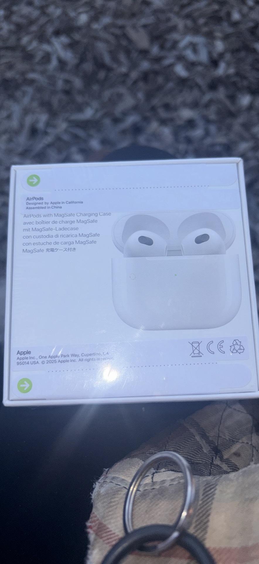 AirPods 3rd generation - Springfield, Missouri - FleaMarketBay
