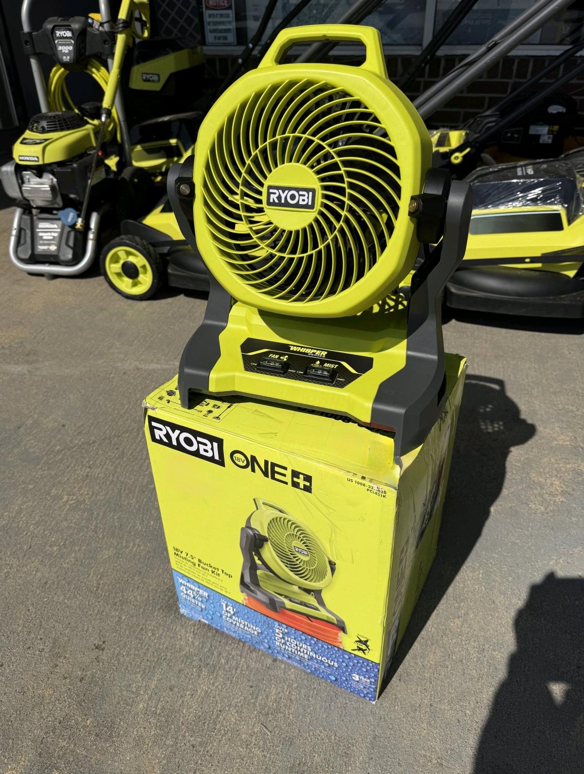 Ryobi 18v misting fan - Canton, Georgia