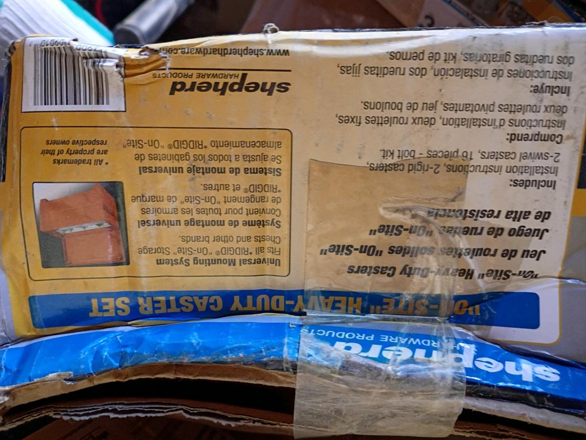 4 castor wheels in a box