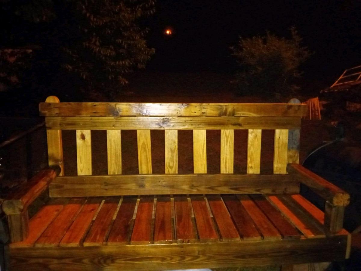 Kellys Contracting and Woodworking LLC