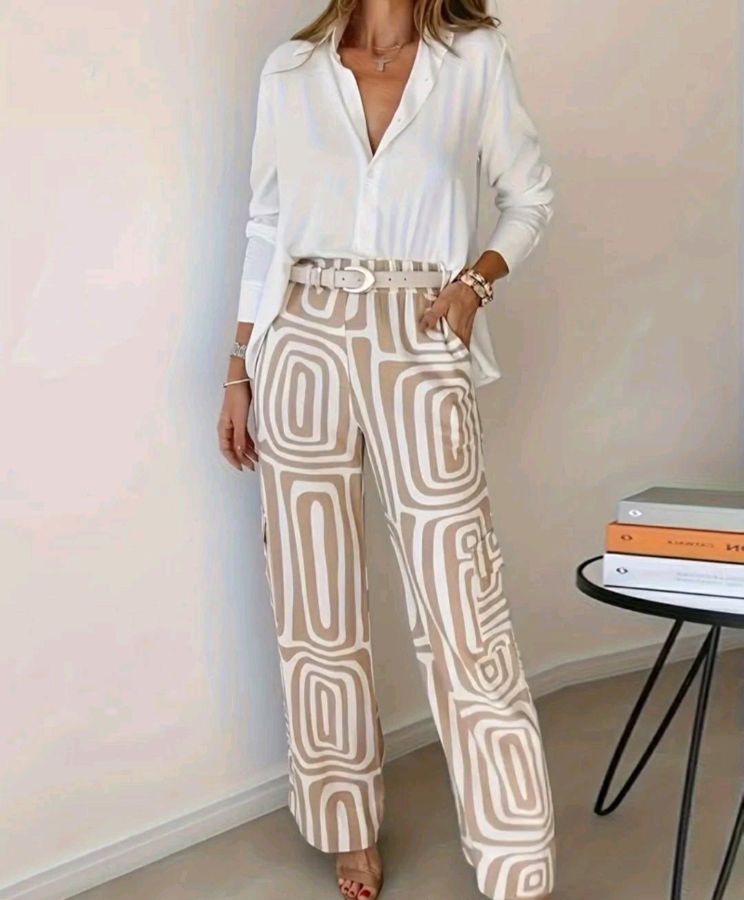 Womens Twopiece set tracksuit - Lanham, Maryland