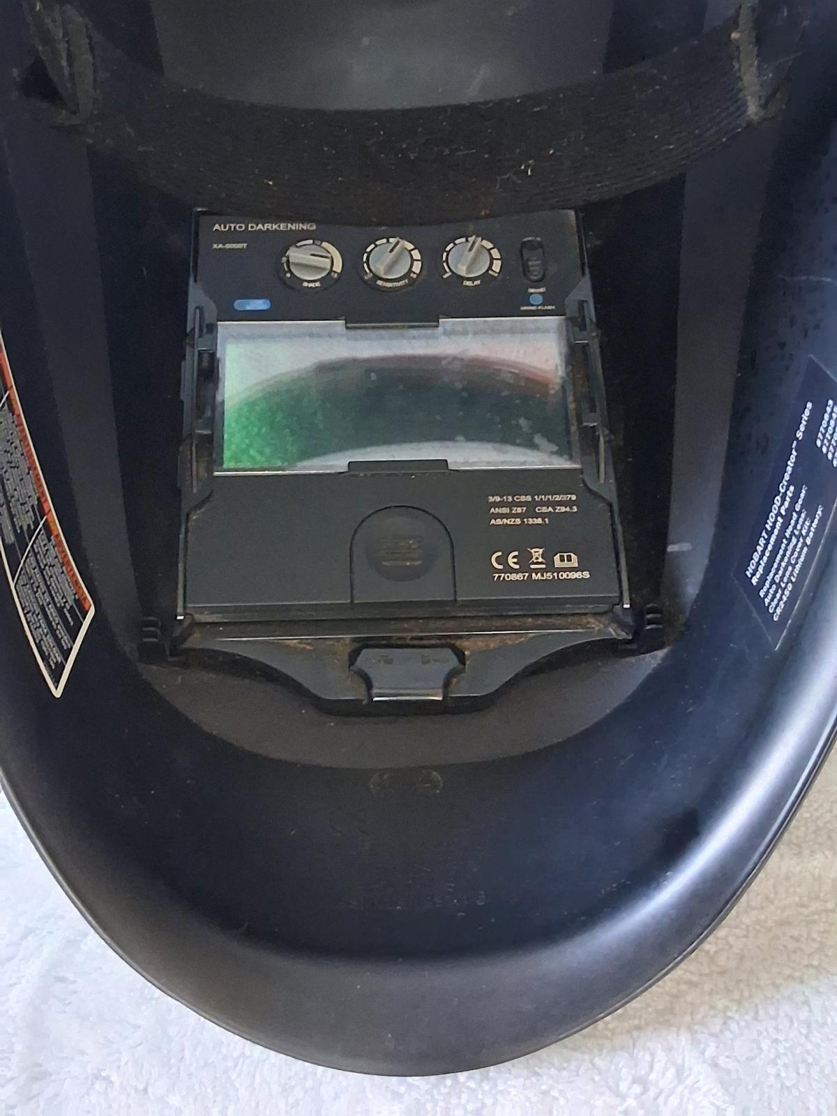 Hobart welding mask - Pekin, Illinois - FleaMarketBay