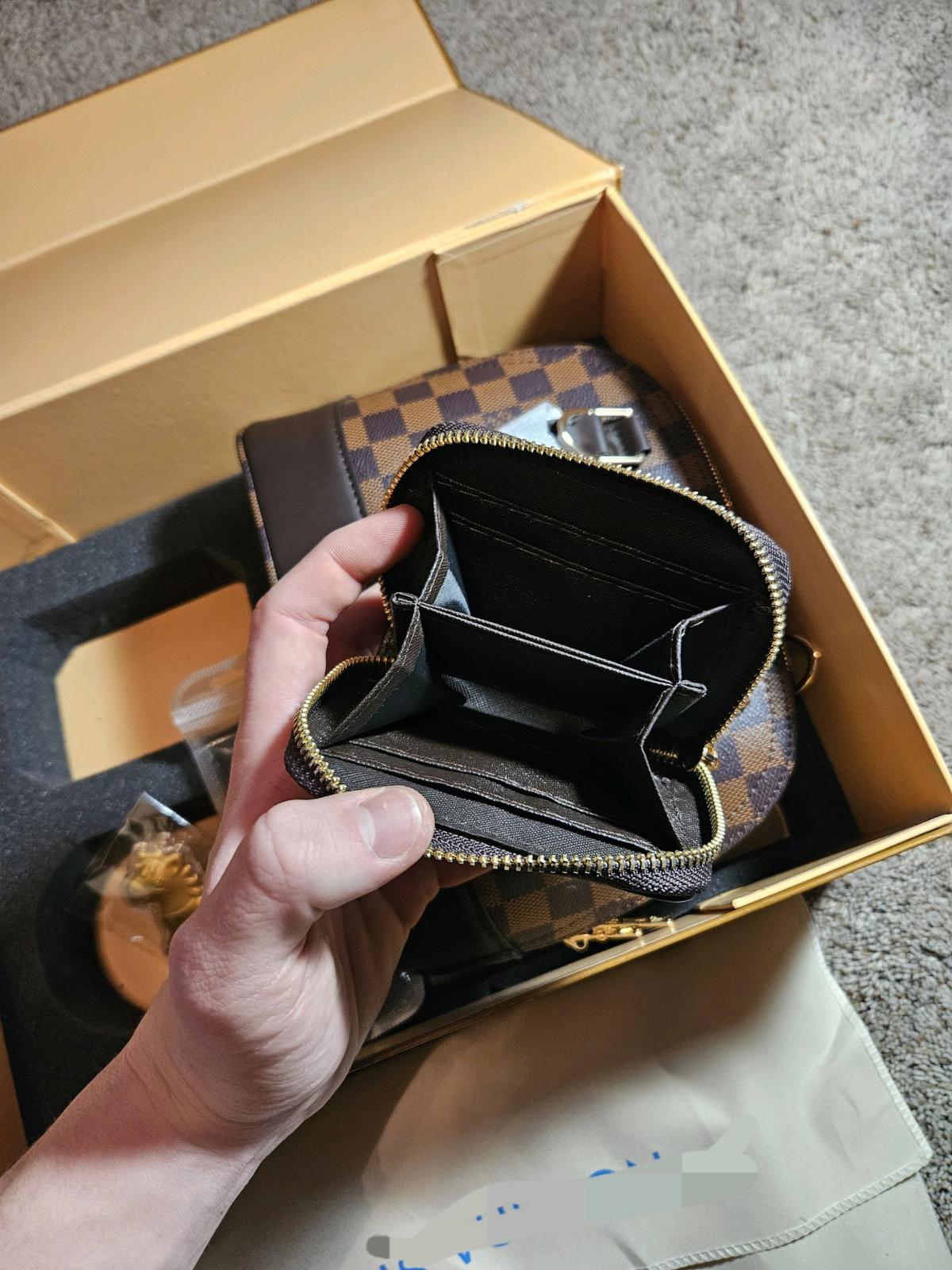 Louis vuitton womens bag set - Abington, Pennsylvania - FleaMarketBay