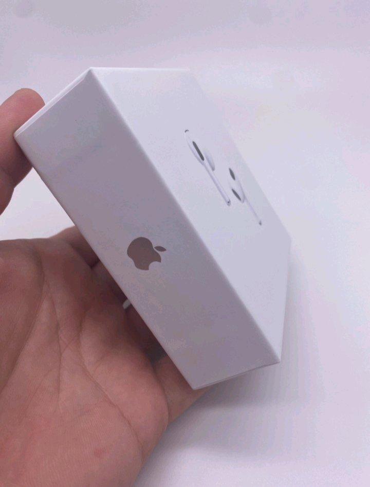 Airpod 3rd generation - Alicia, Illinois - FleaMarketBay