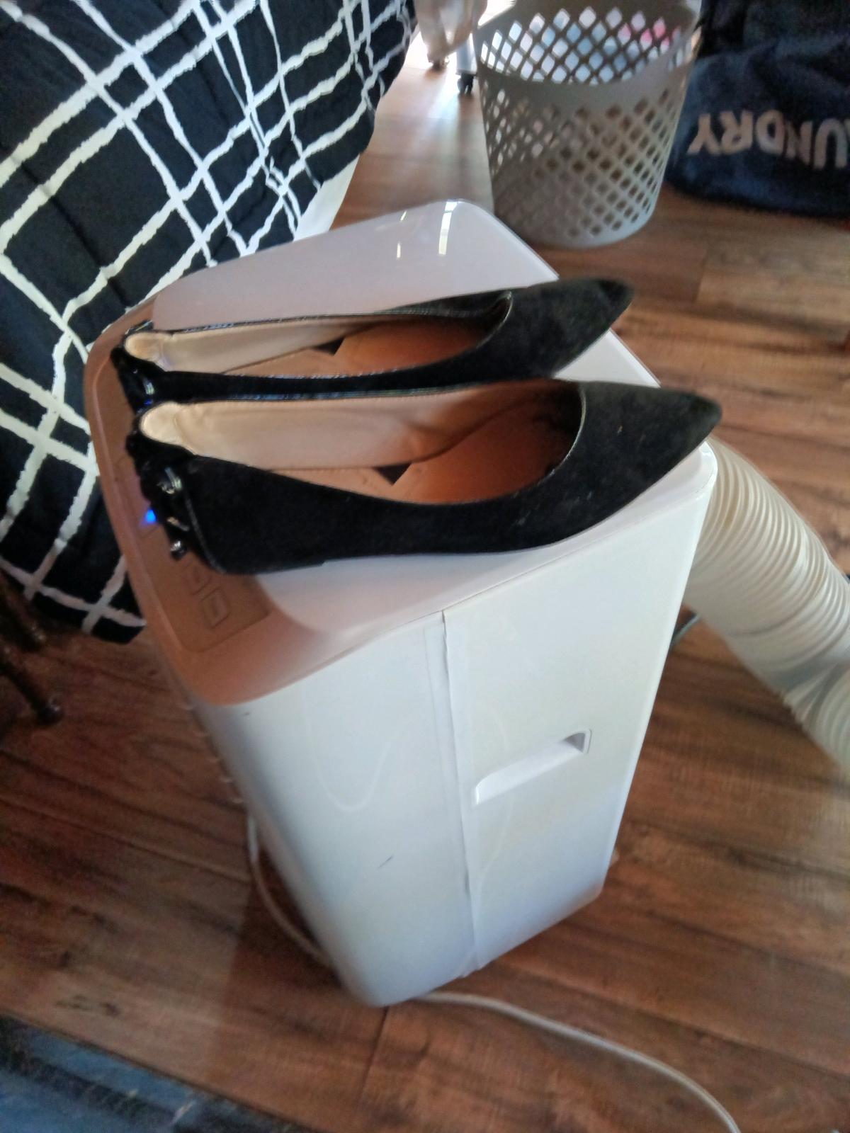 ladies shoes - Madisonville, Louisiana - FleaMarketBay