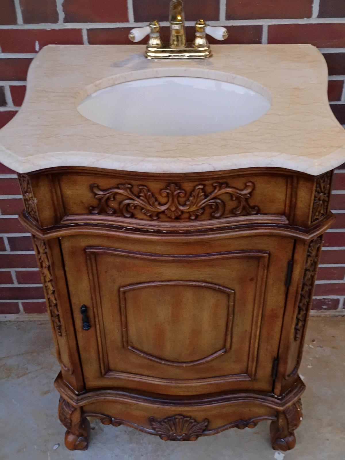 antique bathroom vanity beautiful piece paid 1000 asking 200 - Bonifay, Florida - FleaMarketBay