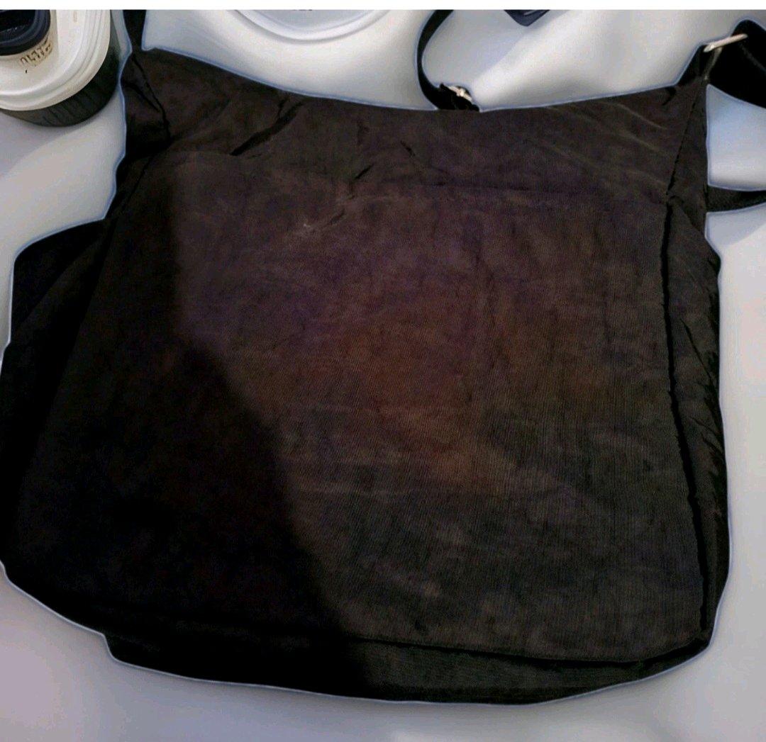 AntiTheft REID  Crossbody Bag Water Resistant Pockets Womens - Tampa, Florida - FleaMarketBay