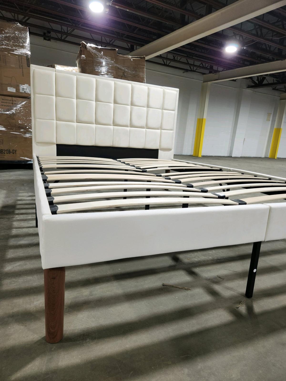 bed frame Queen beige delivery available marco de cama Queen - Charlotte, North Carolina - FleaMarketBay