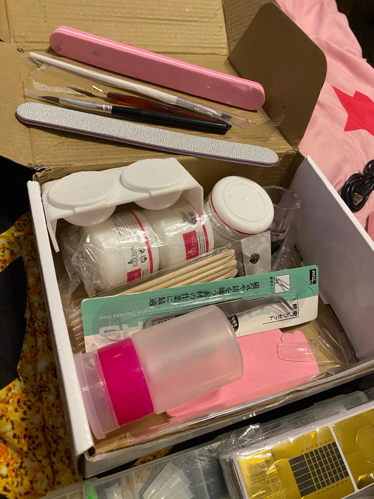 nail kit - Arizona City, Arizona - FleaMarketBay