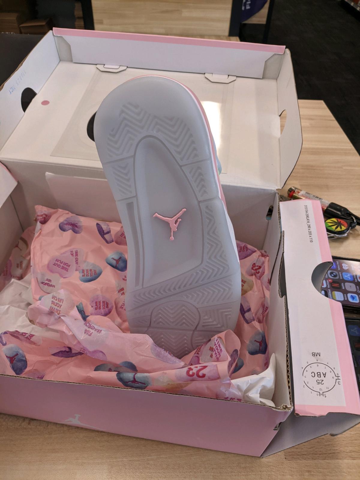 Nike Air Jordan Retro Valentine Day - Metairie, Louisiana - FleaMarketBay