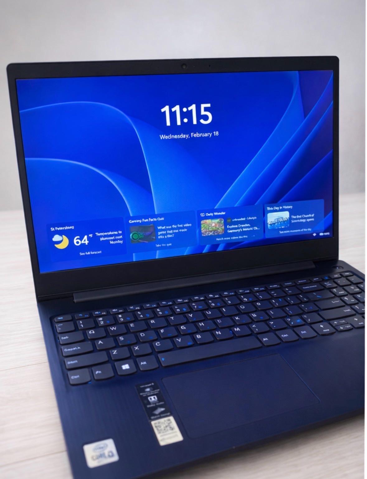 Lenovo IdeaPad 3 Laptop  i3 8GB RAM  Works Good  100 OBO Nee