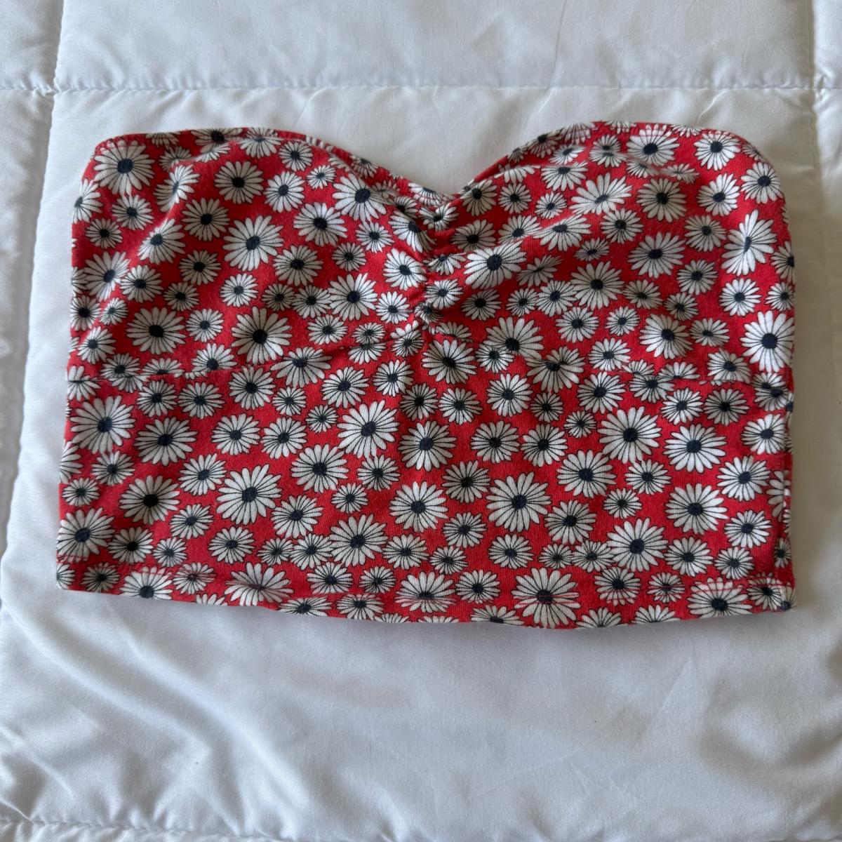 Y2K Daisy Dream Strapless Bandeau Top Red Floral Forever 21 - Los Angeles, California