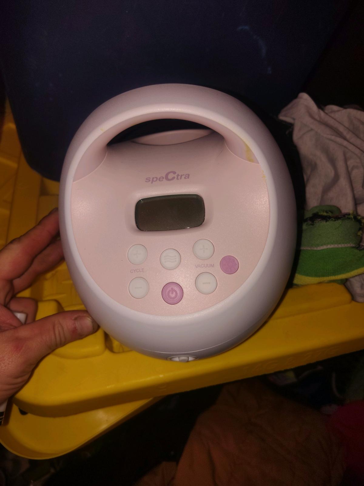 electronic breast pump - Omaha, Nebraska - FleaMarketBay