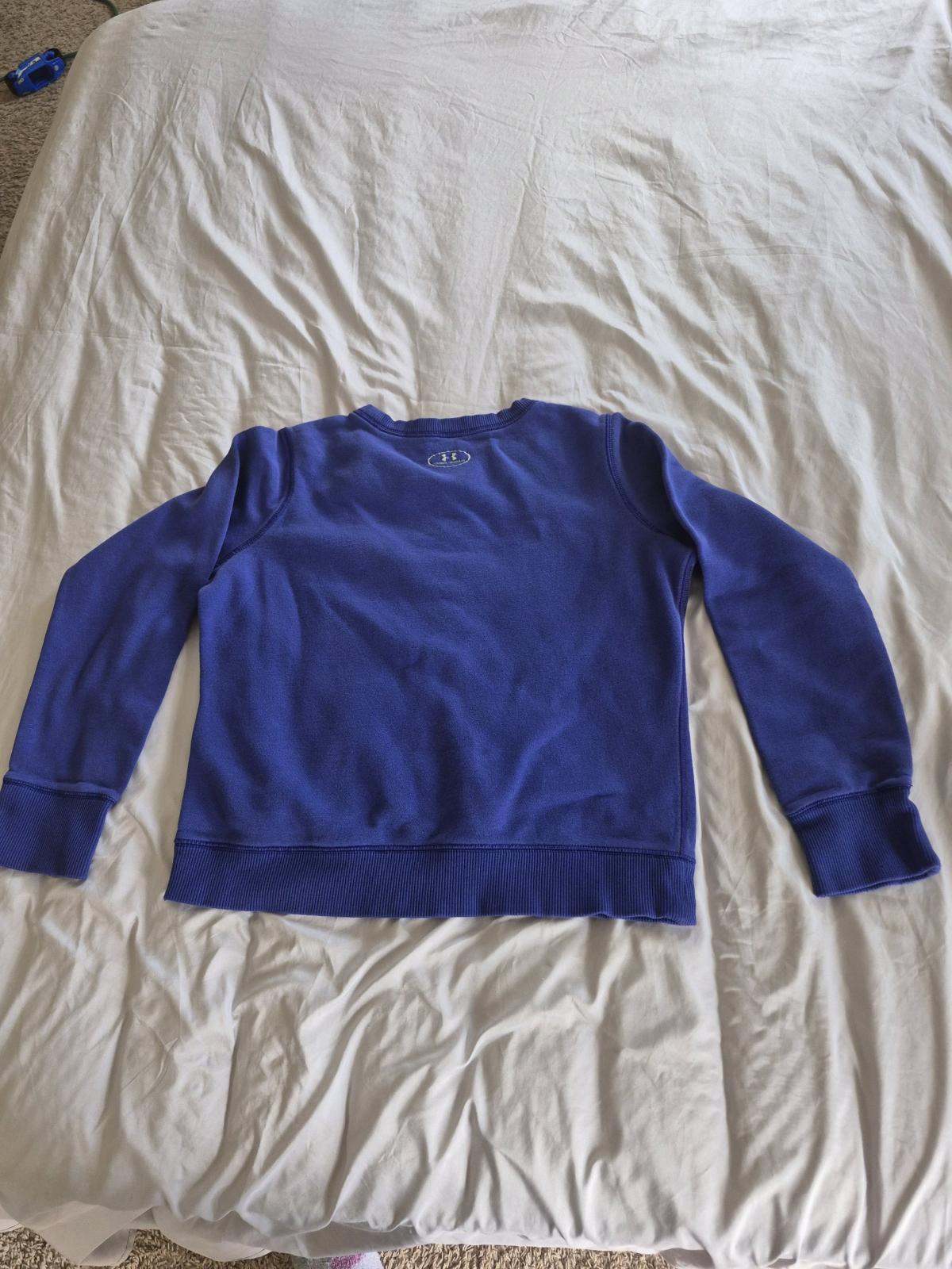Under Armour Youth LG Blue Crewneck Sweatshirt Big Logo - Winston Salem, North Carolina - FleaMarketBay