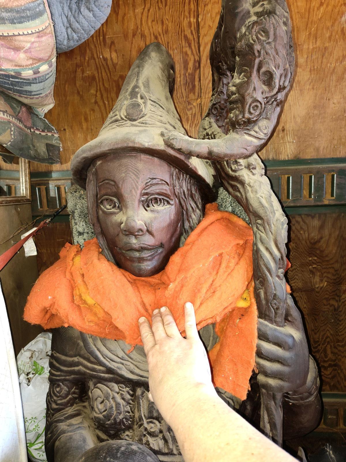 wood statues - Anderson, California - FleaMarketBay