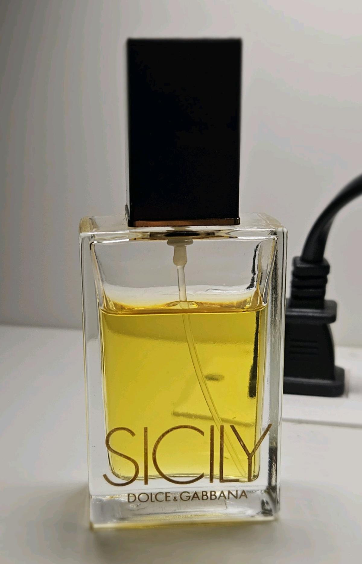 Dolce and Gabbana - Dallas, Texas - FleaMarketBay