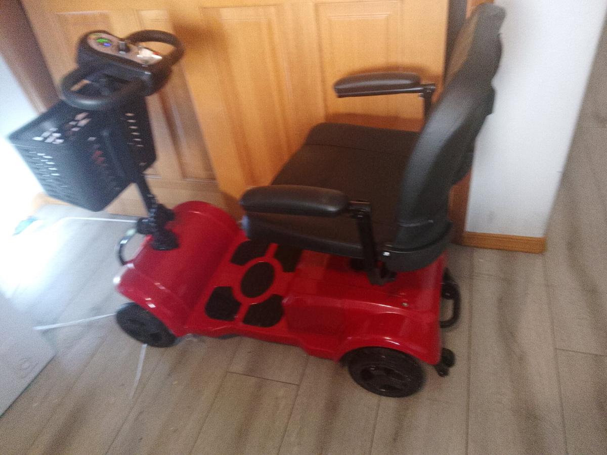foldable four wheel mobility scooter - Vancouver, Washington - FleaMarketBay