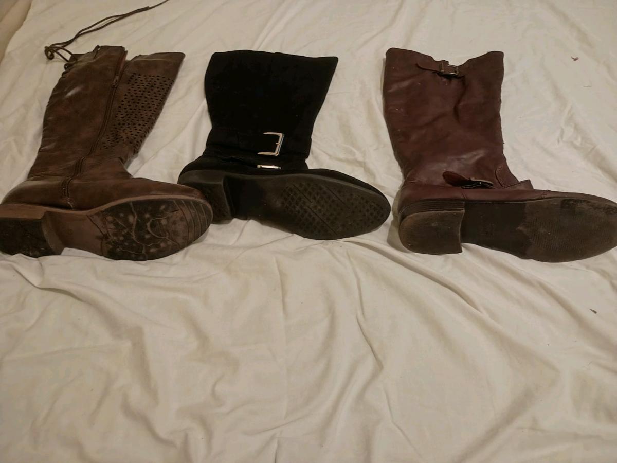 women  shoes boots purses - Chesapeake, Virginia - FleaMarketBay