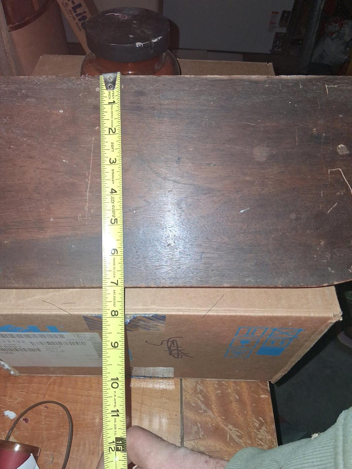 Wall shelf - Kansas City, Missouri - FleaMarketBay