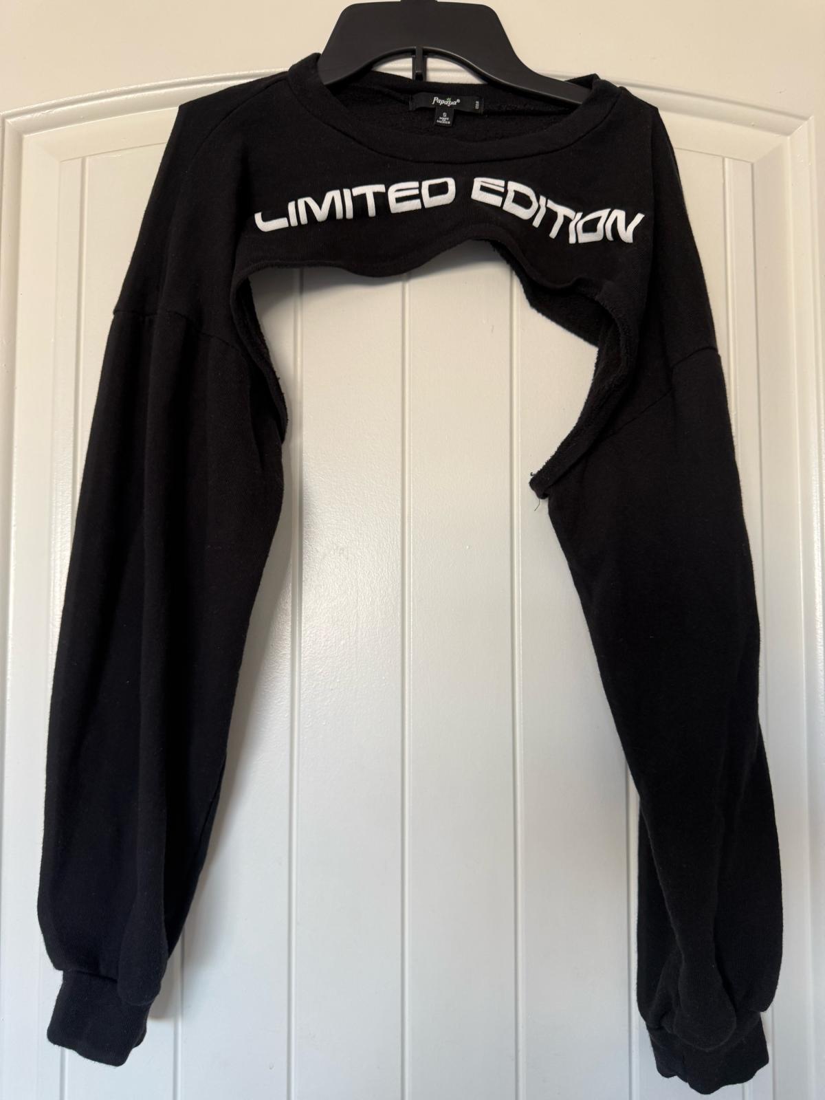 Papaya Limited Edition CutOut Cropped Sweatshirt  Black Long