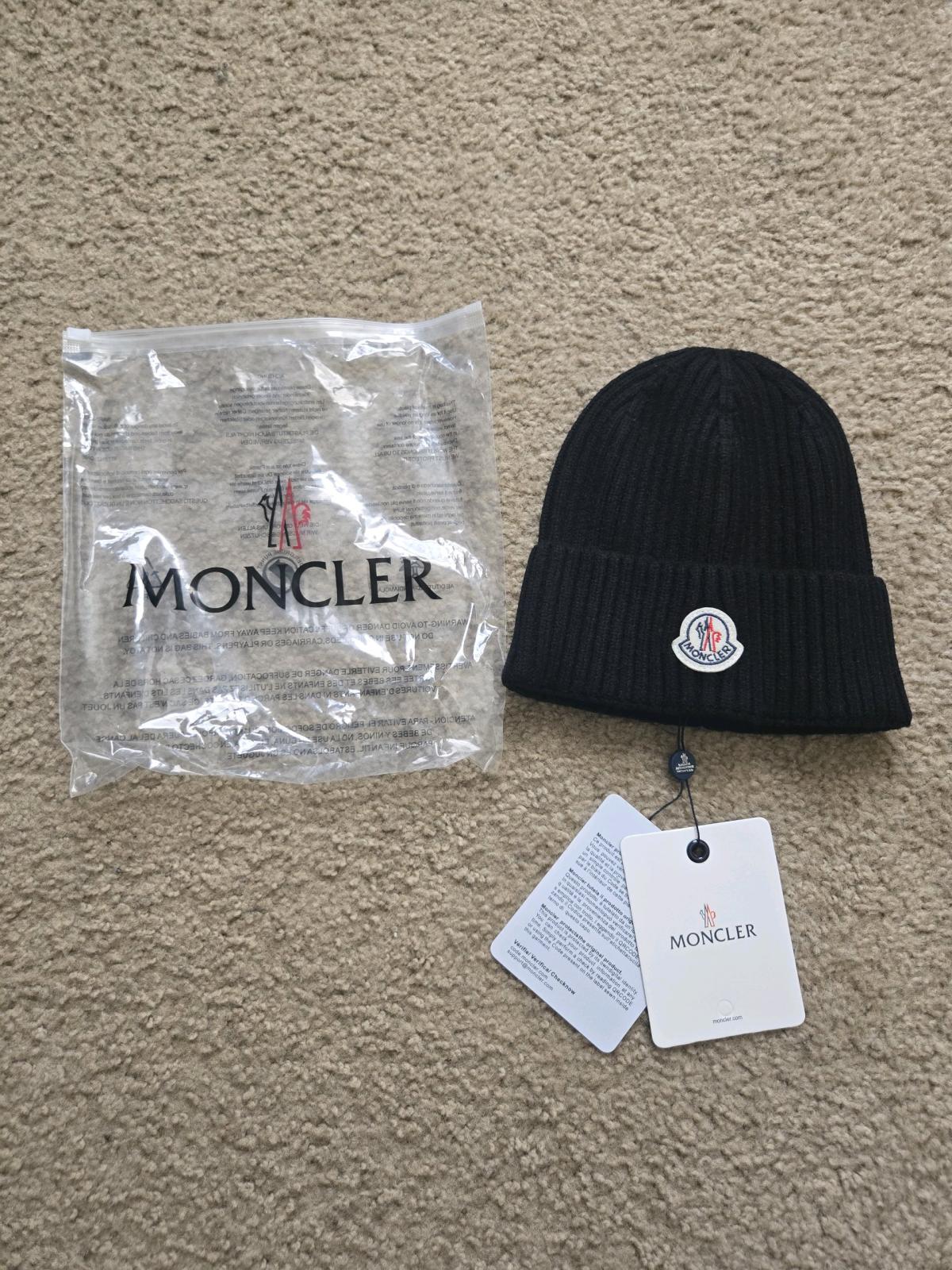 Moncler beanie