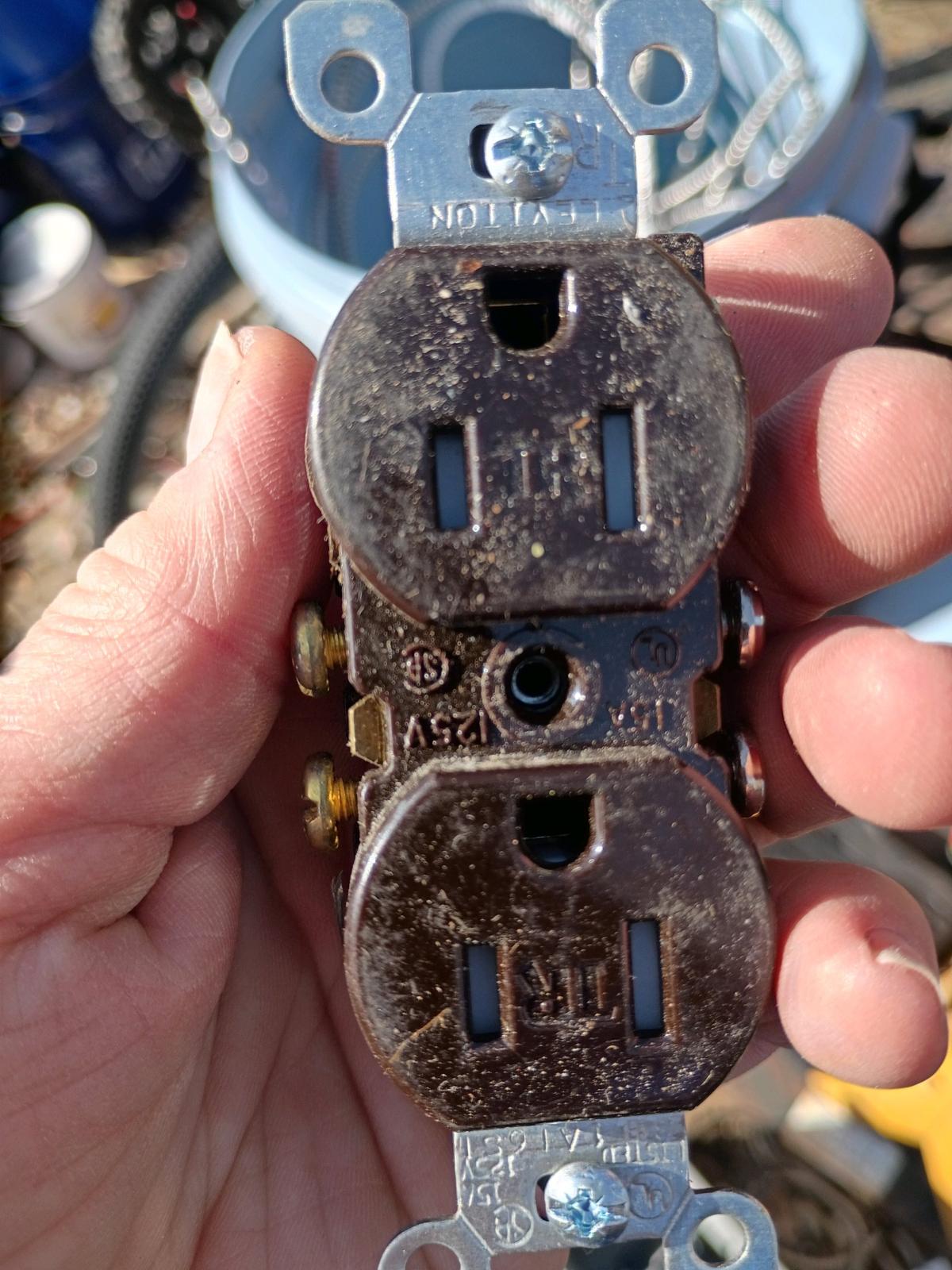 levition plug outlets