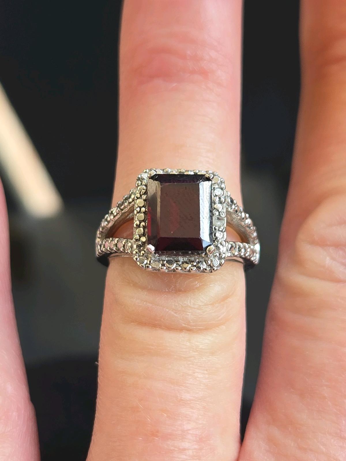 Sterling Silver Garnet  Diamond Chip Ring  Size 6 - Huntsville, Alabama - FleaMarketBay