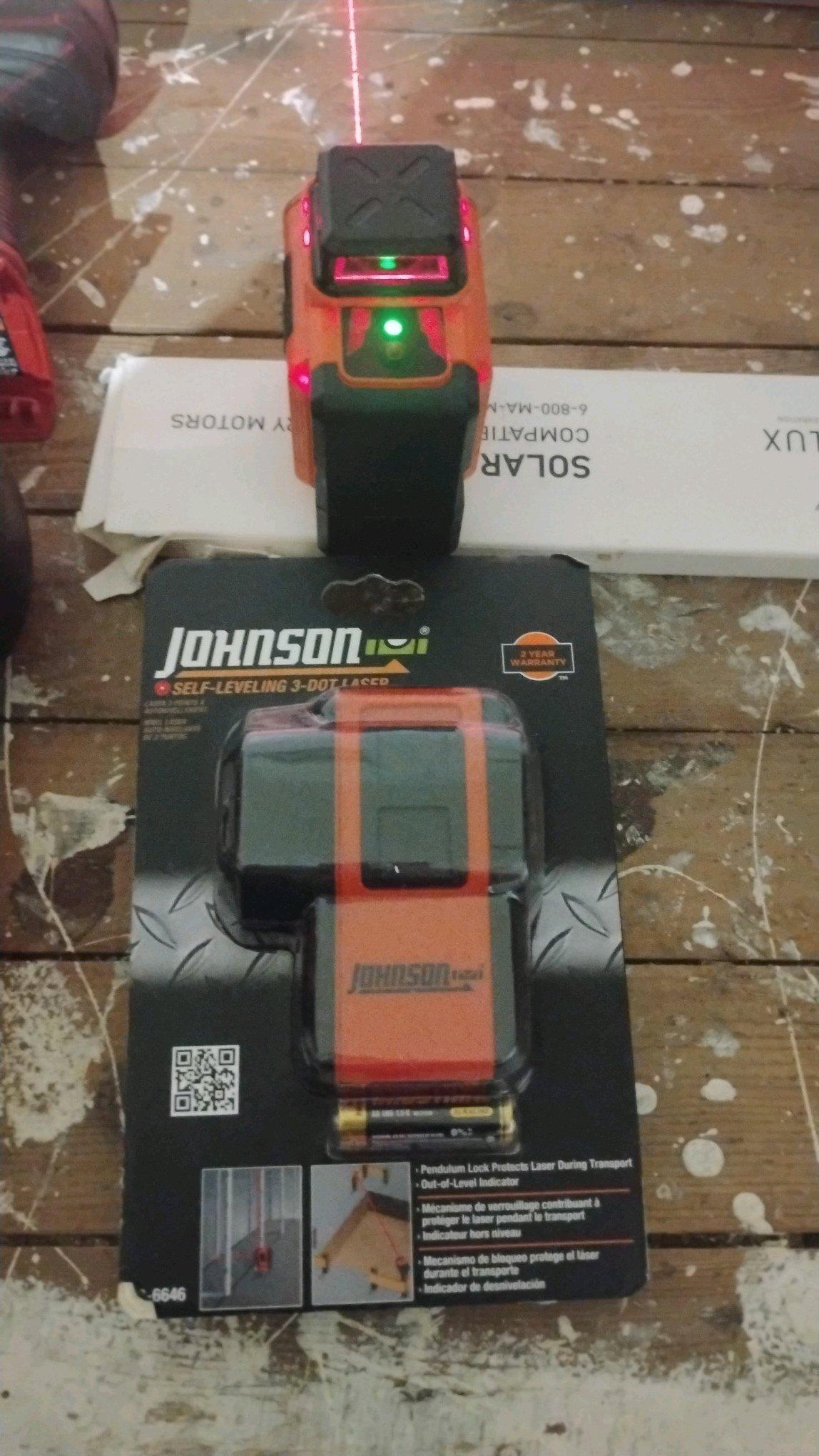 Johnsons self leveling3dot laser 360 degree line laser - Peoria, Illinois - FleaMarketBay
