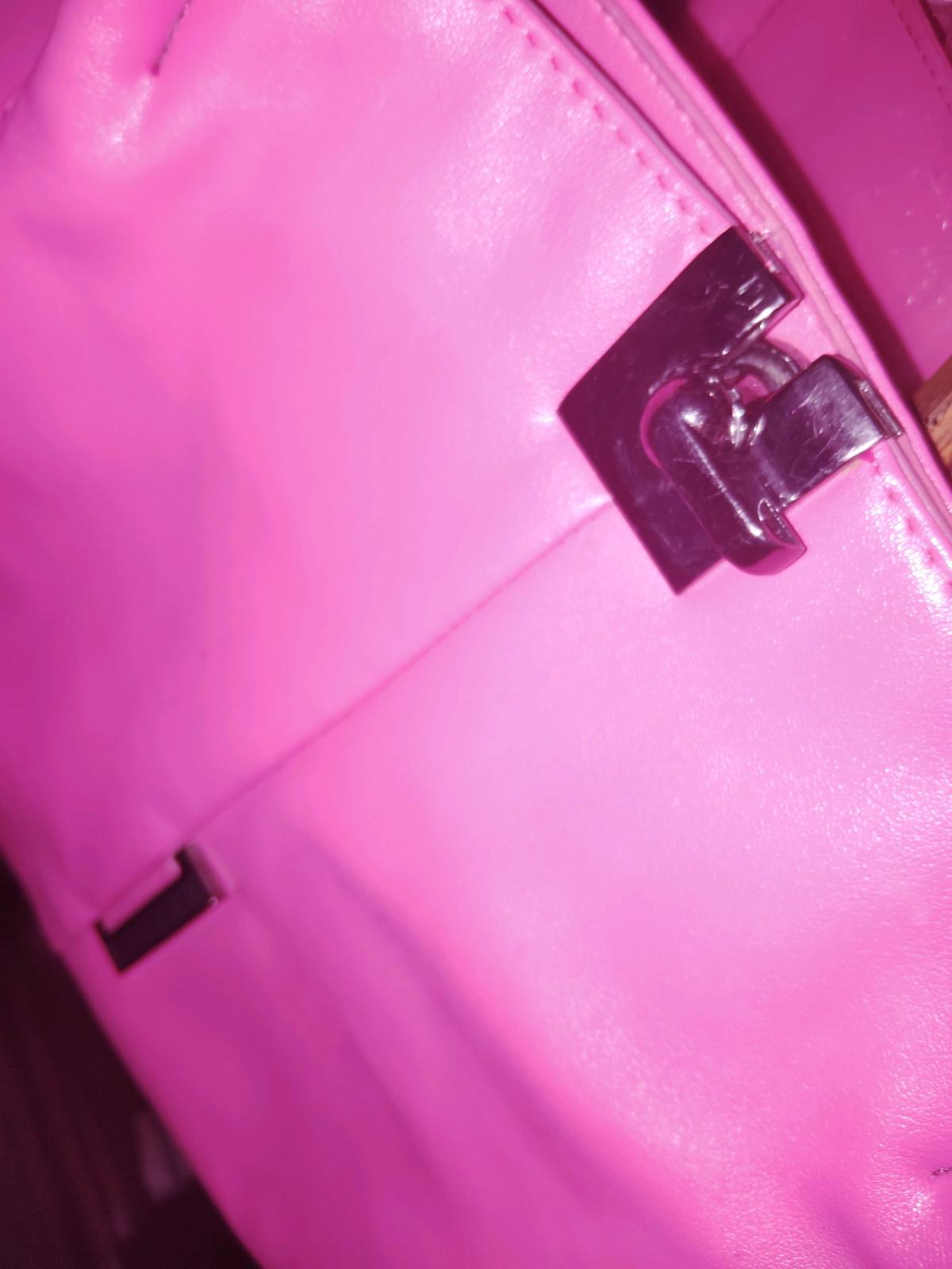 Prada Purse - Richmond, California - FleaMarketBay