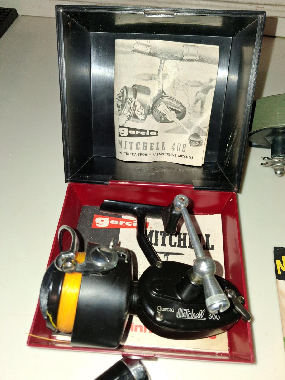 vintage fishing bundle - Springfield, Missouri - FleaMarketBay