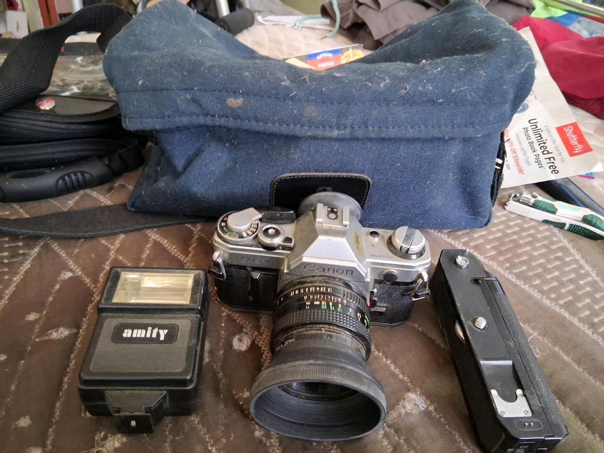 CANON AE1 35mm - Folcroft, Pennsylvania - FleaMarketBay