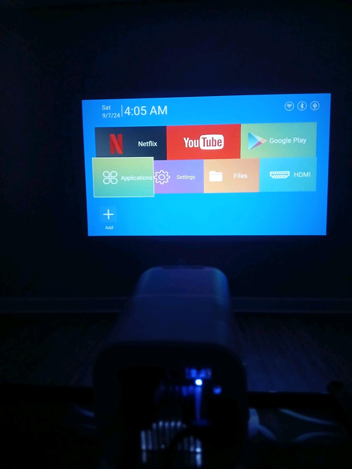 Projector with Stand and apps - Tallahassee, Florida