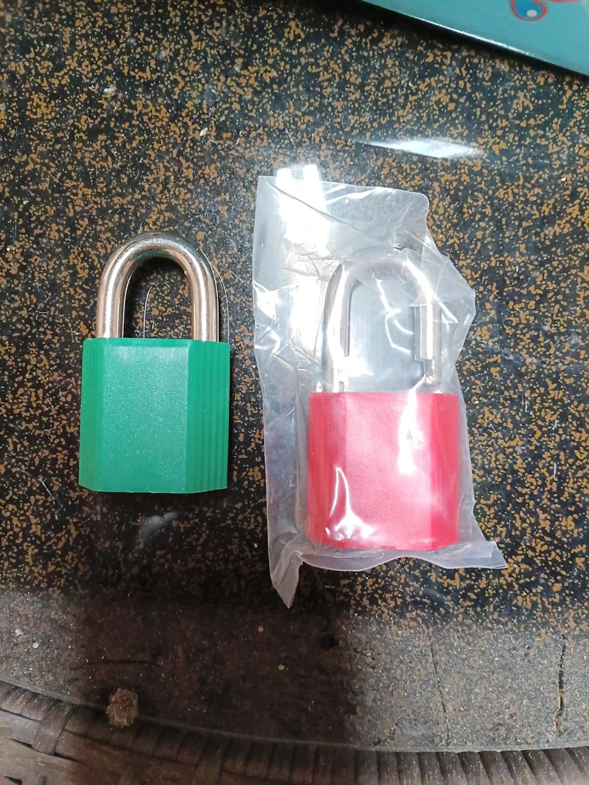 storage unit lock out locks
