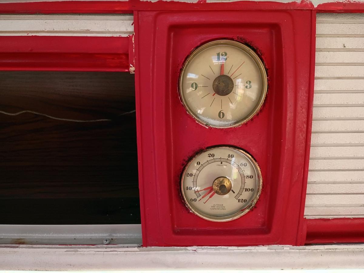 airstream land yacht sovereign - Potts Camp, Mississippi - FleaMarketBay