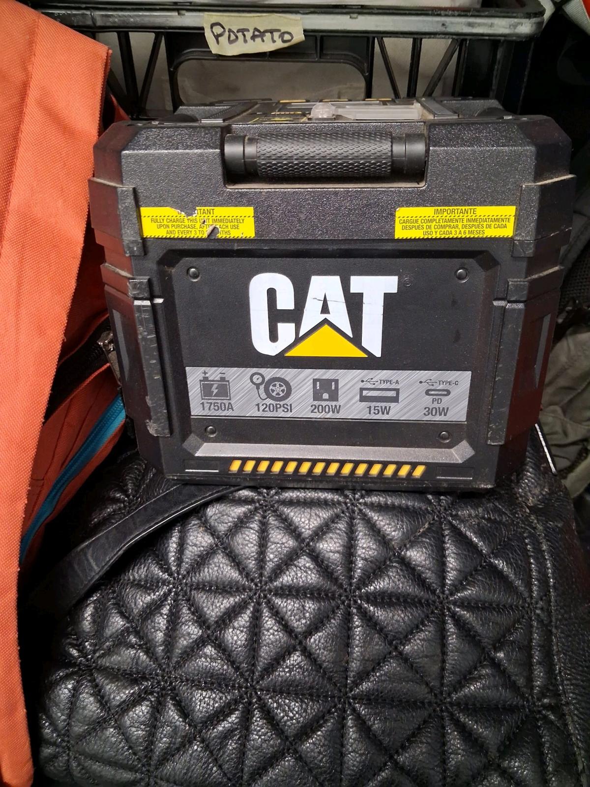 CAT JUMP STARTER