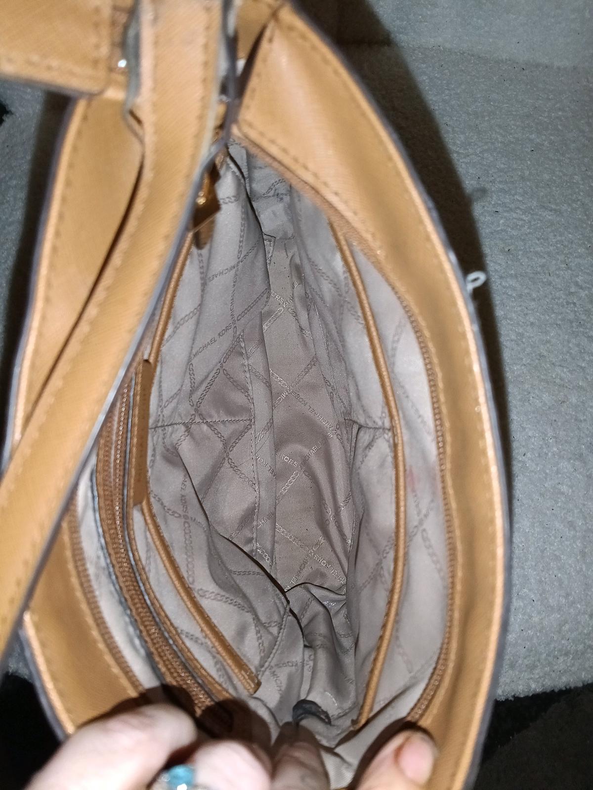 Michael kors purse - New Orleans, Louisiana - FleaMarketBay