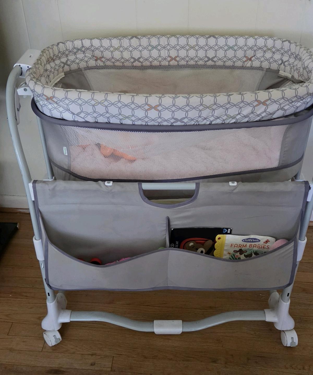 Baby Bassinet - Dallas, Texas - FleaMarketBay