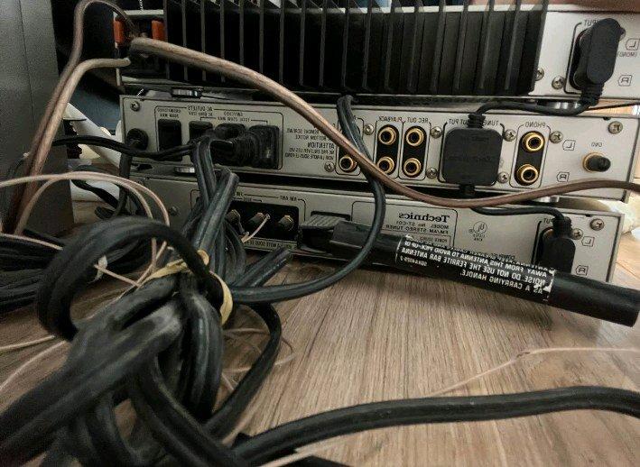 Vintage technics silver micro stereo - Adams, New York - FleaMarketBay