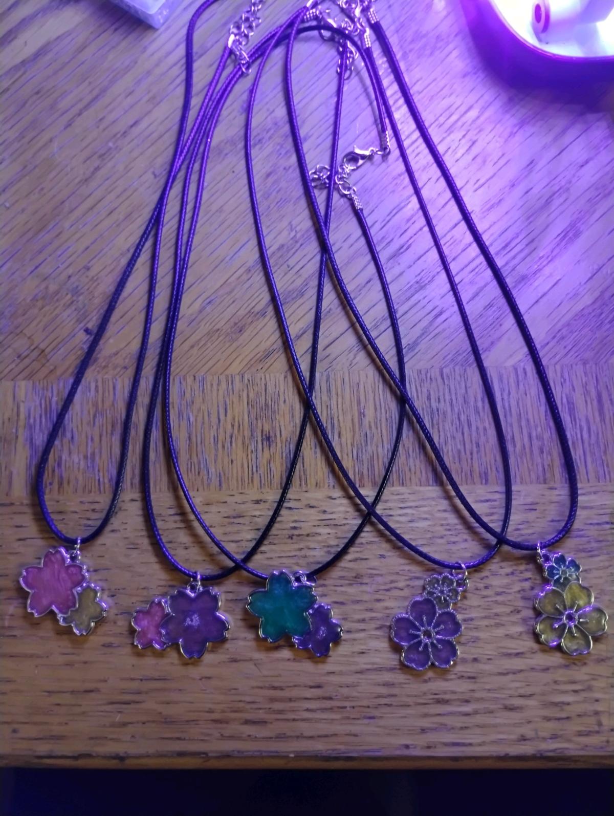 unique handcrafted Resin necklaces - Girard, Pennsylvania - FleaMarketBay