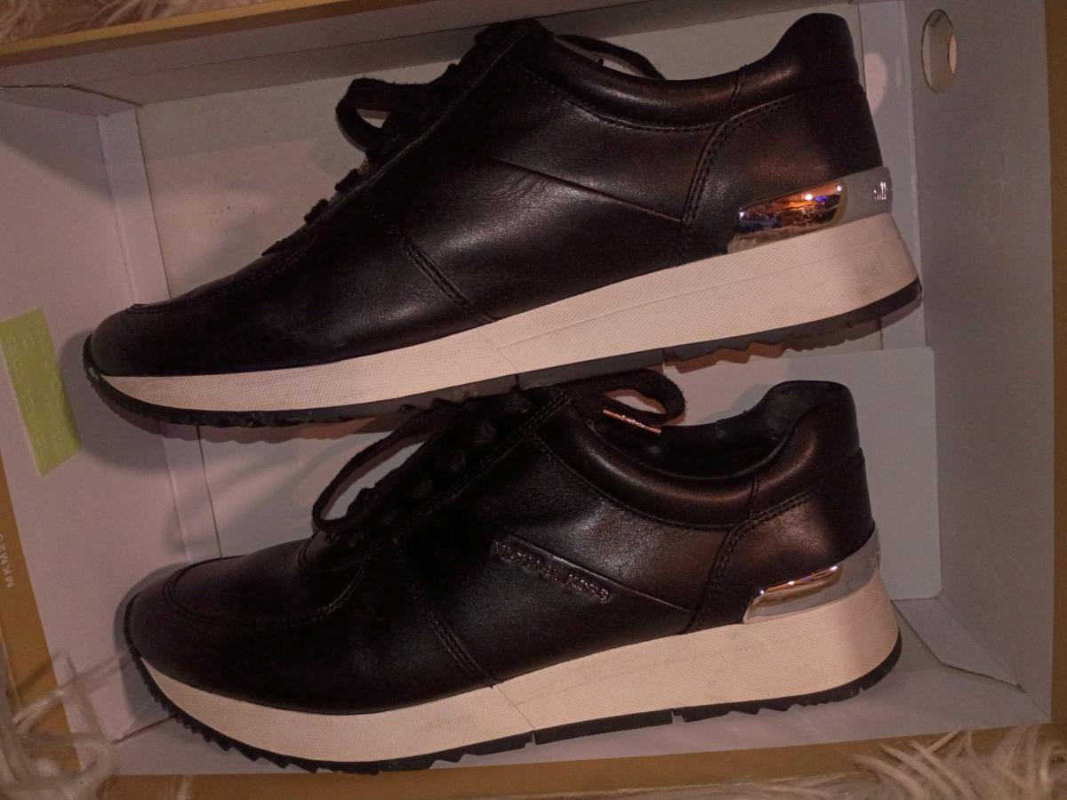 Michael Kors shoes - Currituck, North Carolina - FleaMarketBay