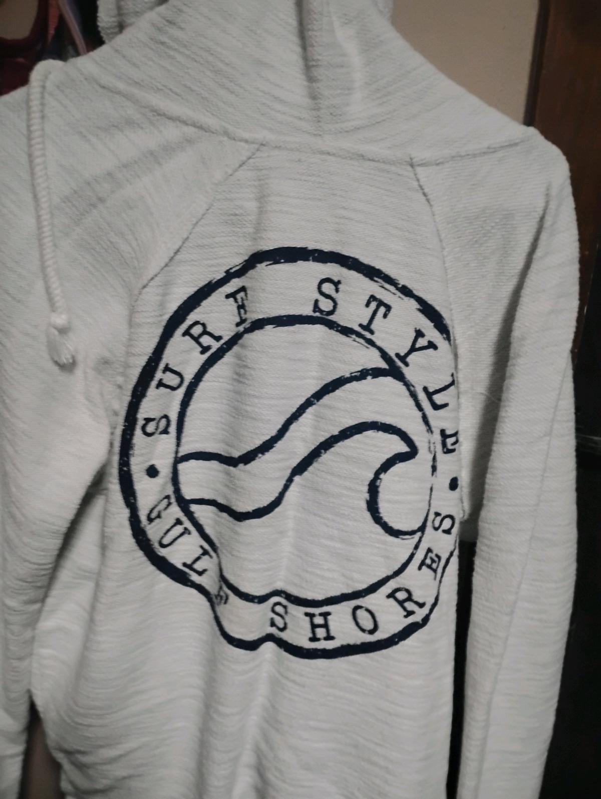 Trading Co Beach Outfitters size small - Alicia, Arkansas - FleaMarketBay