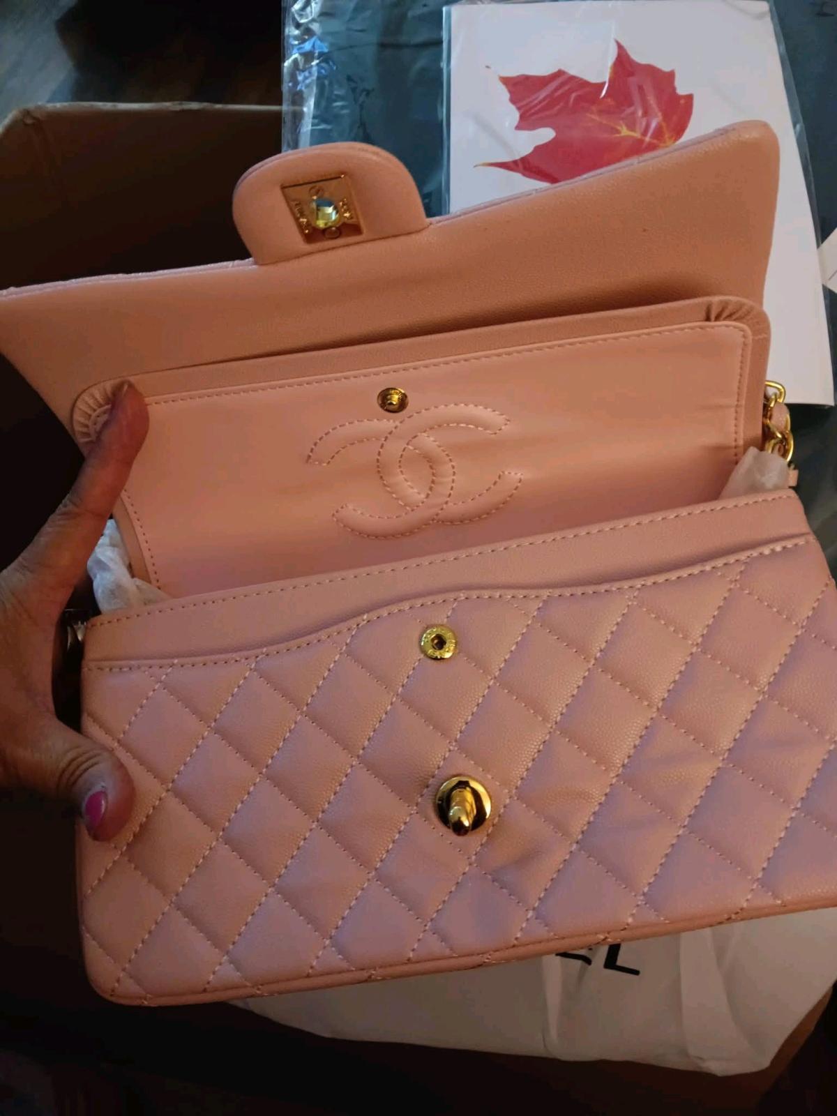 Womens Crossbody bag - Bowie, Maryland - FleaMarketBay