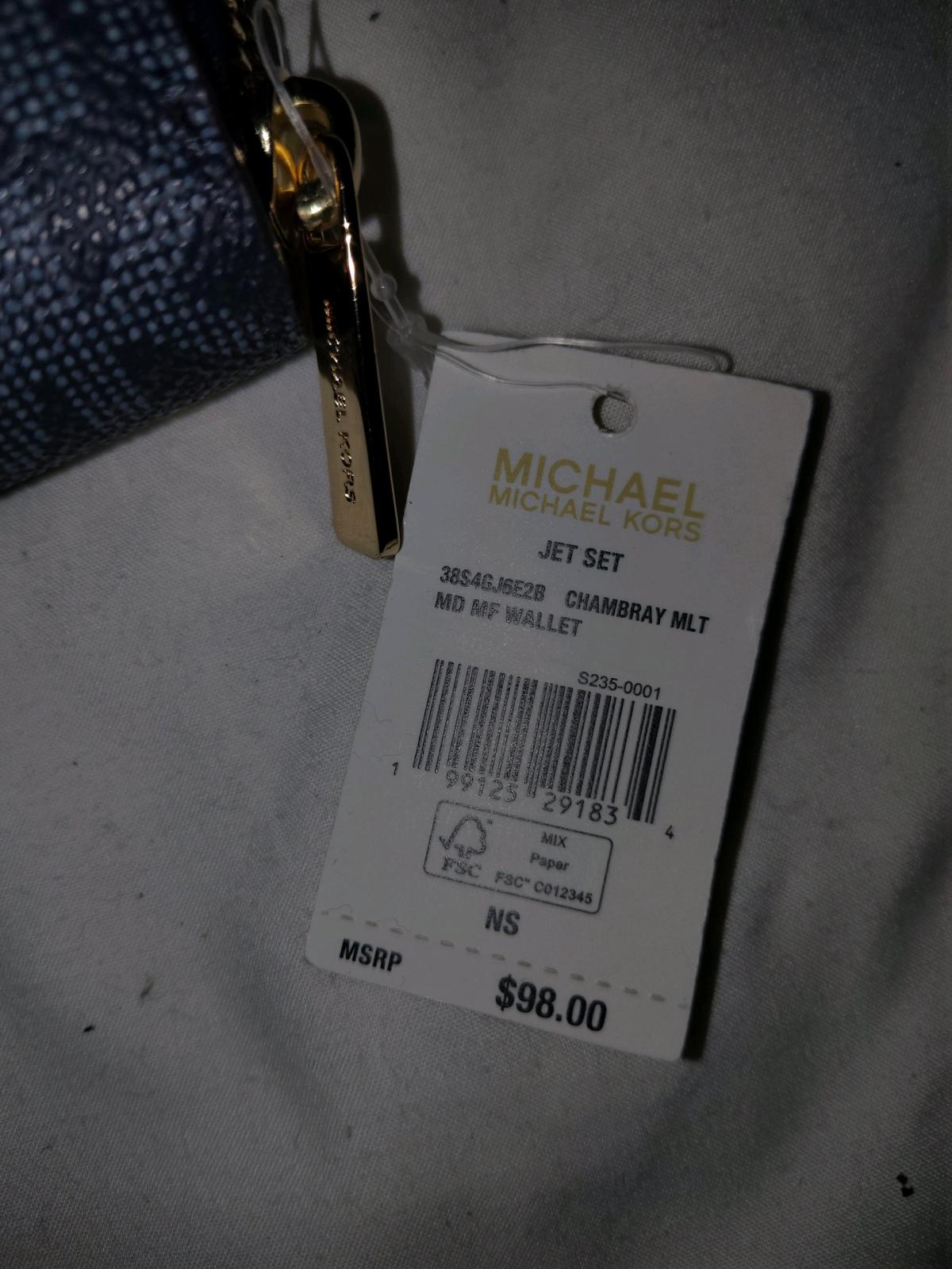 Michael Kors Wallet - Chicago, Illinois - FleaMarketBay