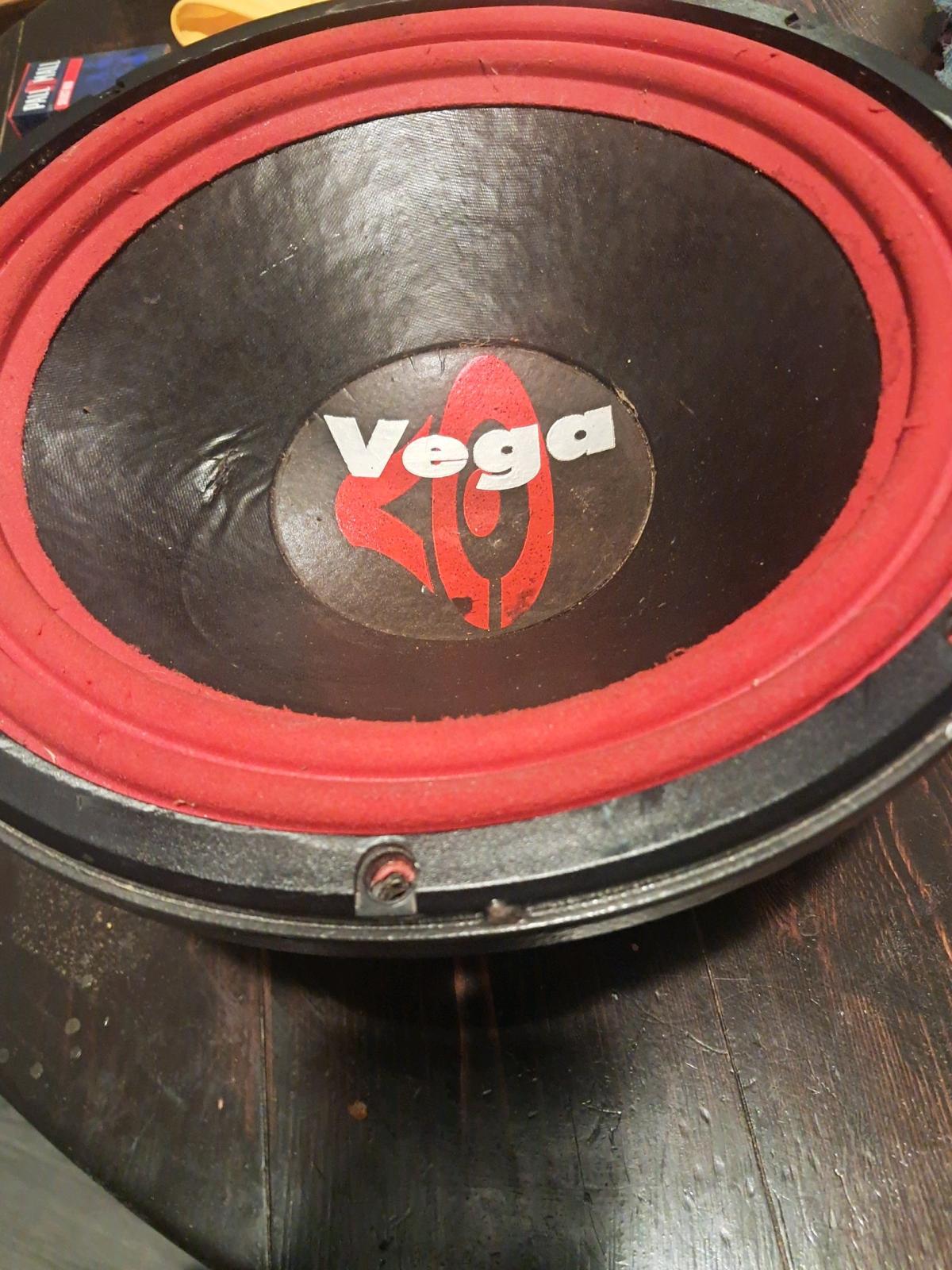 Vega logo this is a CerwinVega Vega 124 12 Subwoofer Known a - Harrisonburg, Virginia