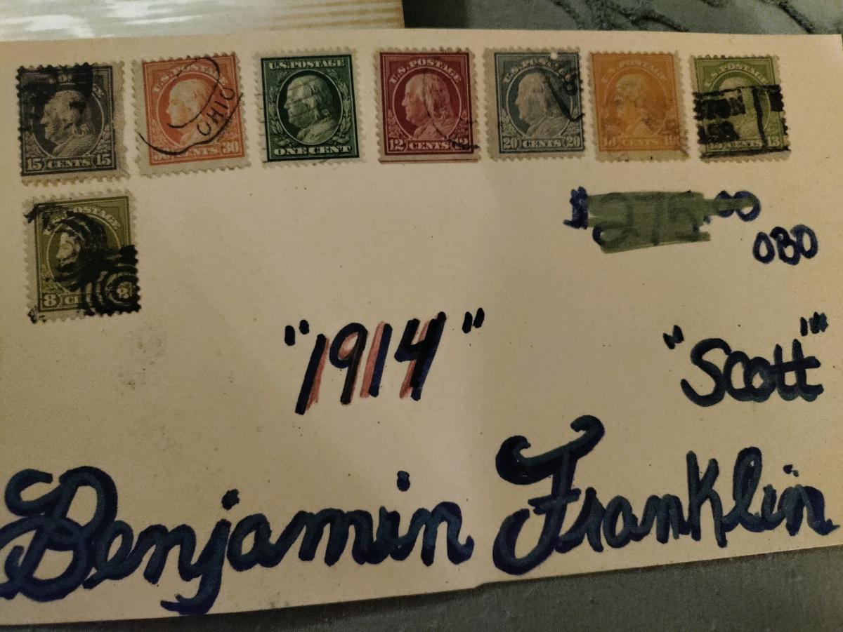 late 1800 stamps from all over from old album alot of usa - Alicia, Arkansas - FleaMarketBay