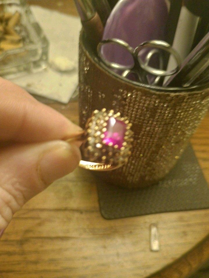 size 11 ruby and diamond s14k hge lind - Moundsville, West Virginia - FleaMarketBay