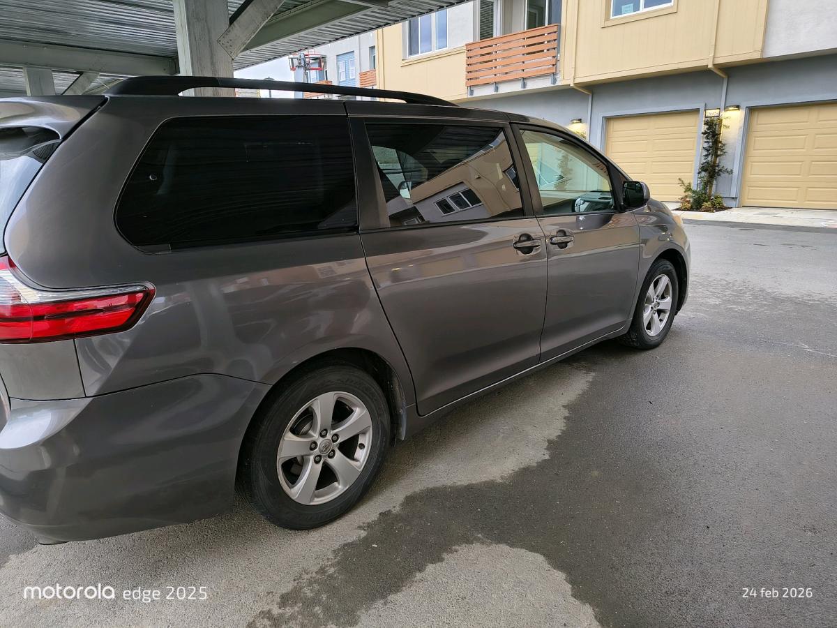 Toyota Sienna 2016 - San Jose, California - FleaMarketBay