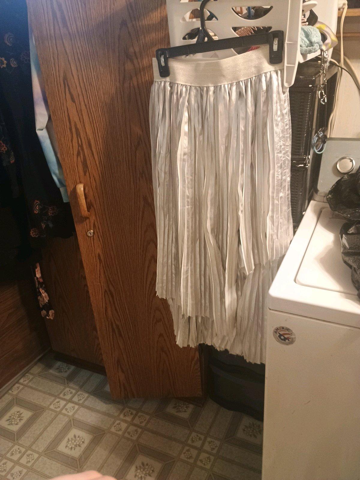 Ladies pants 15 obo size 3 black lace shirt M 10 obo ss15 - Moundsville, West Virginia - FleaMarketBay