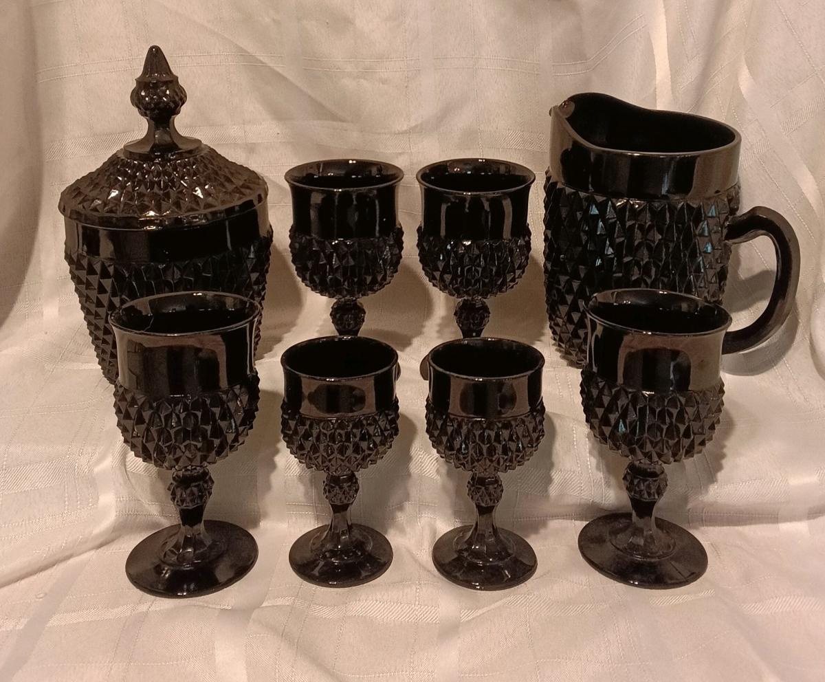 Indiana Carnival Glass - Osage, Oklahoma - FleaMarketBay