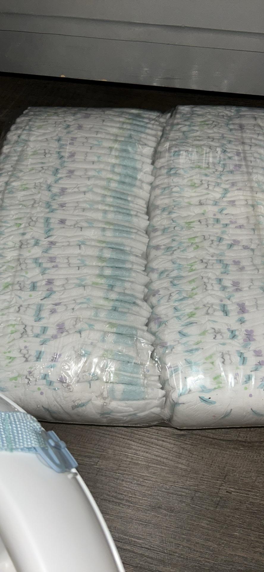 Diapers - Sparta, Tennessee - FleaMarketBay